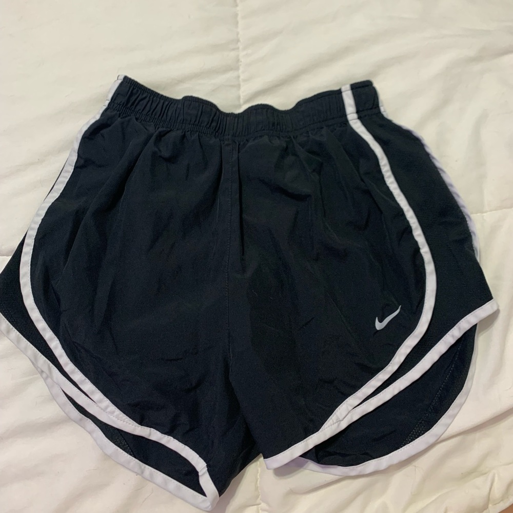 New black Nike shorts